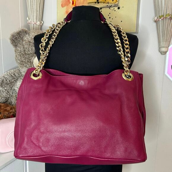 ⁀➷ Valentino by Mario Valentino Pink Leather Chain Strap Shoulder Purse (HB-19) - Picture 10 of 13